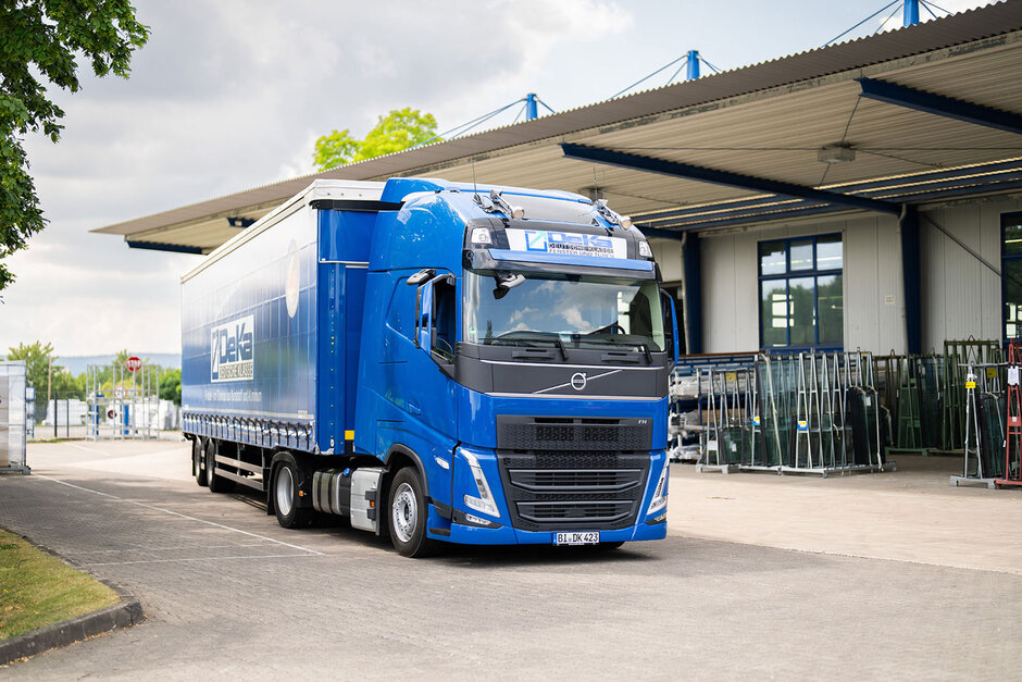 LKW von DeKa Kunststoffenster in Jöllenbeck